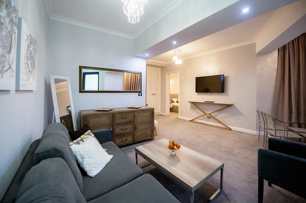 Отель Brater Luxury Бухарест Экстерьер фото
