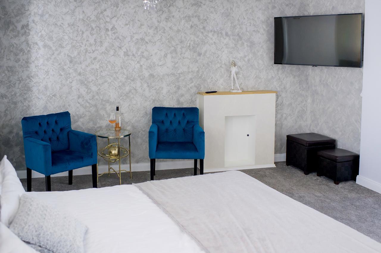 Отель Brater Luxury Бухарест Экстерьер фото