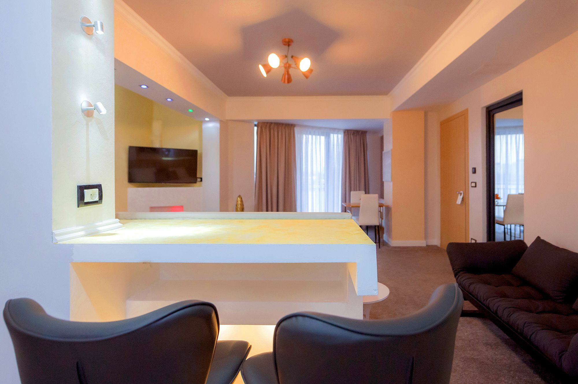 Отель Brater Luxury Бухарест Экстерьер фото