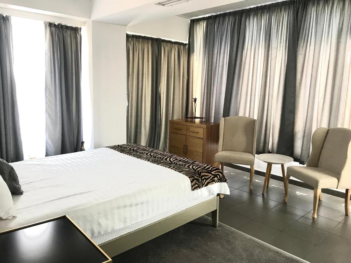 Отель Brater Luxury Бухарест Экстерьер фото